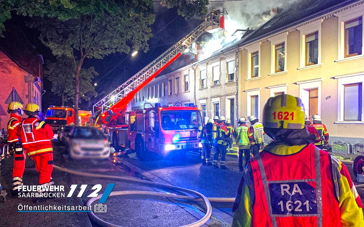 Brand 2. Alarm – Dachstuhlbrand