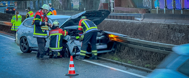 TH – Auslaufende Betriebsstoffe nach VU