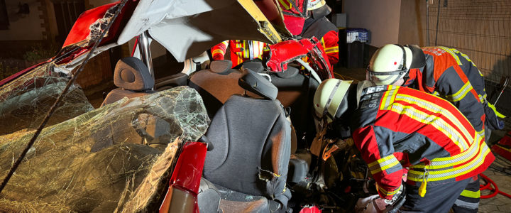 Übungsdienst – Hydraulische Rettungsgeräte