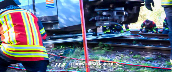 TH – Saarbahnzug entgleist